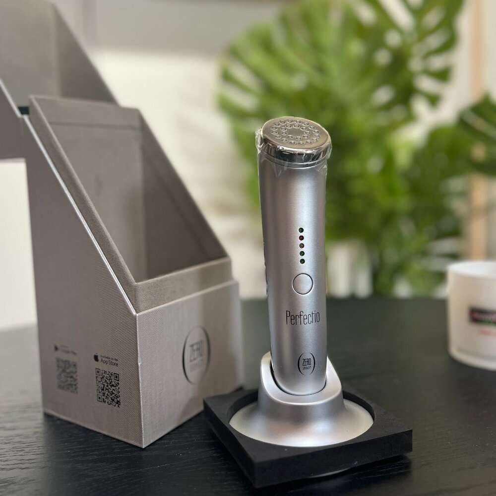 New Red Light Device by Zero Gravity